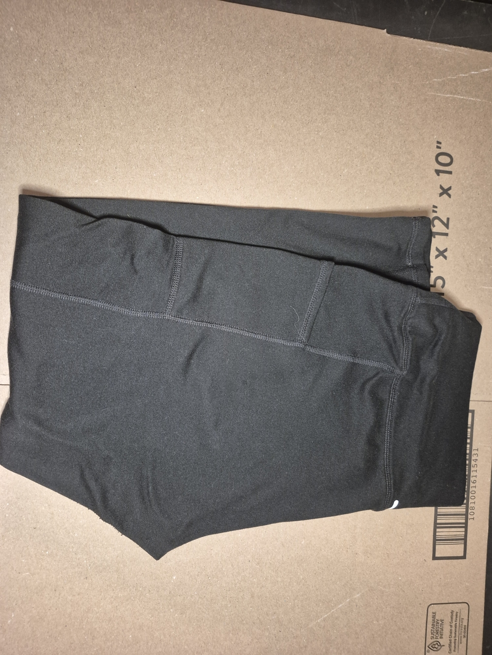 Black Athletic Leggings with Side Pocket